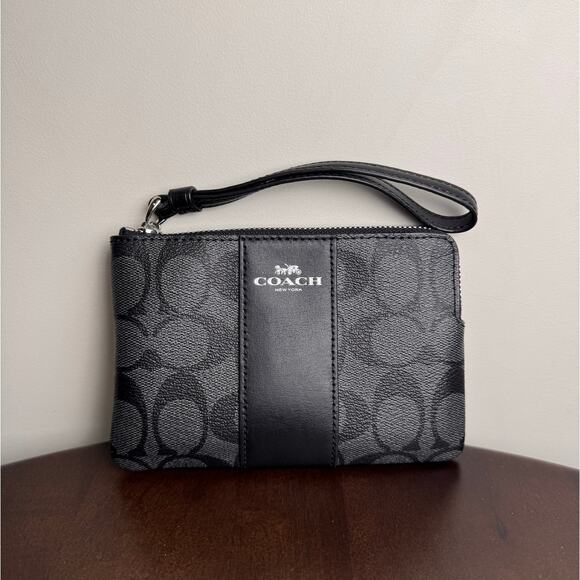 Coach Handbags - Coach Signature Logo Corner Zip Wristlet
